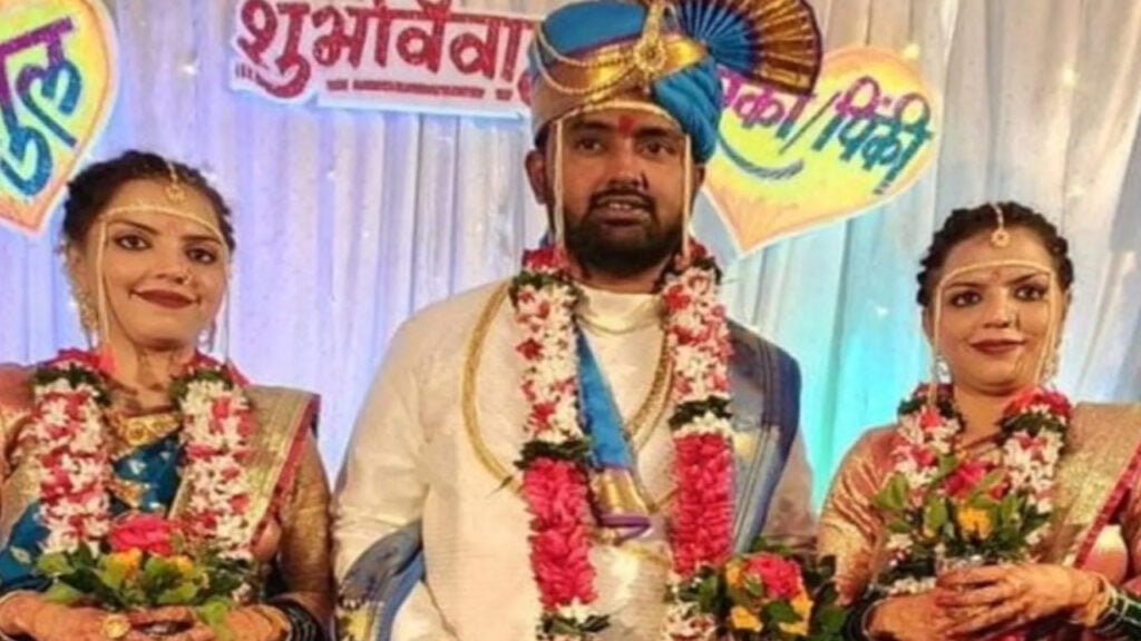 man married two womens in maharashtra at a time
